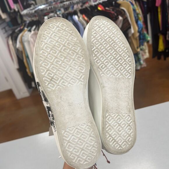 Givenchy sneakers - Picture 6 of 9
